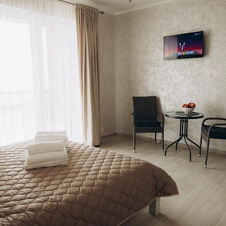Hotel Три Слона à Zatoka Extérieur photo