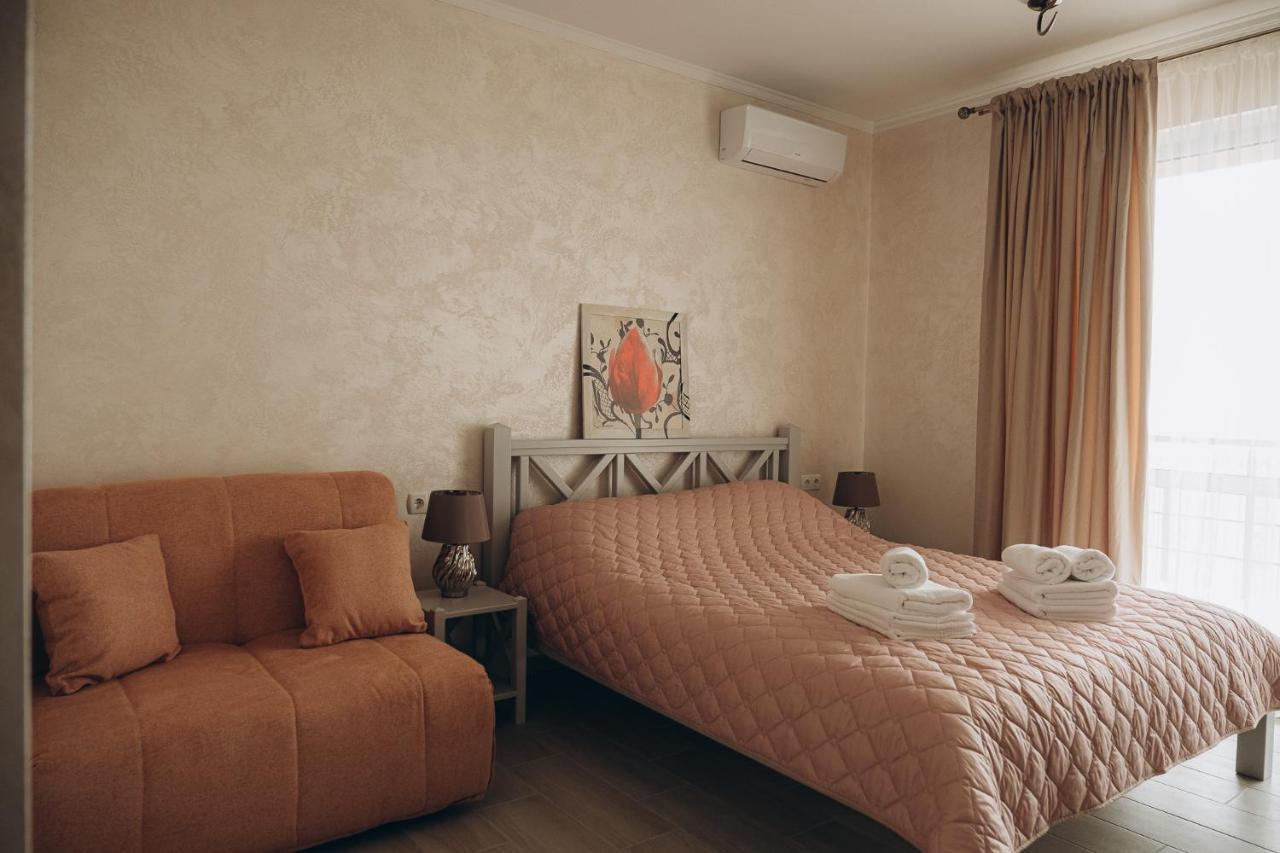 Hotel Три Слона à Zatoka Extérieur photo