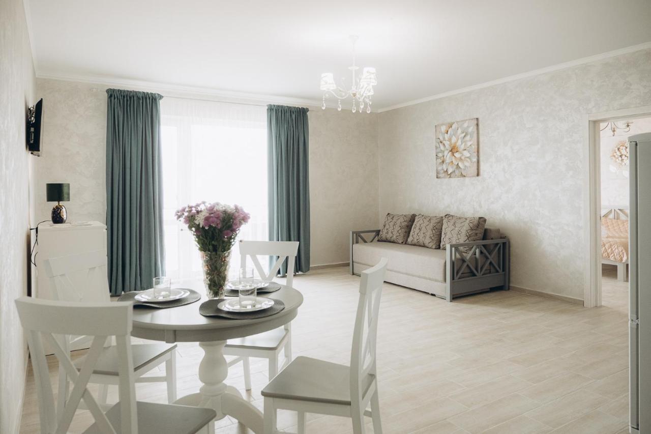 Hotel Три Слона à Zatoka Extérieur photo