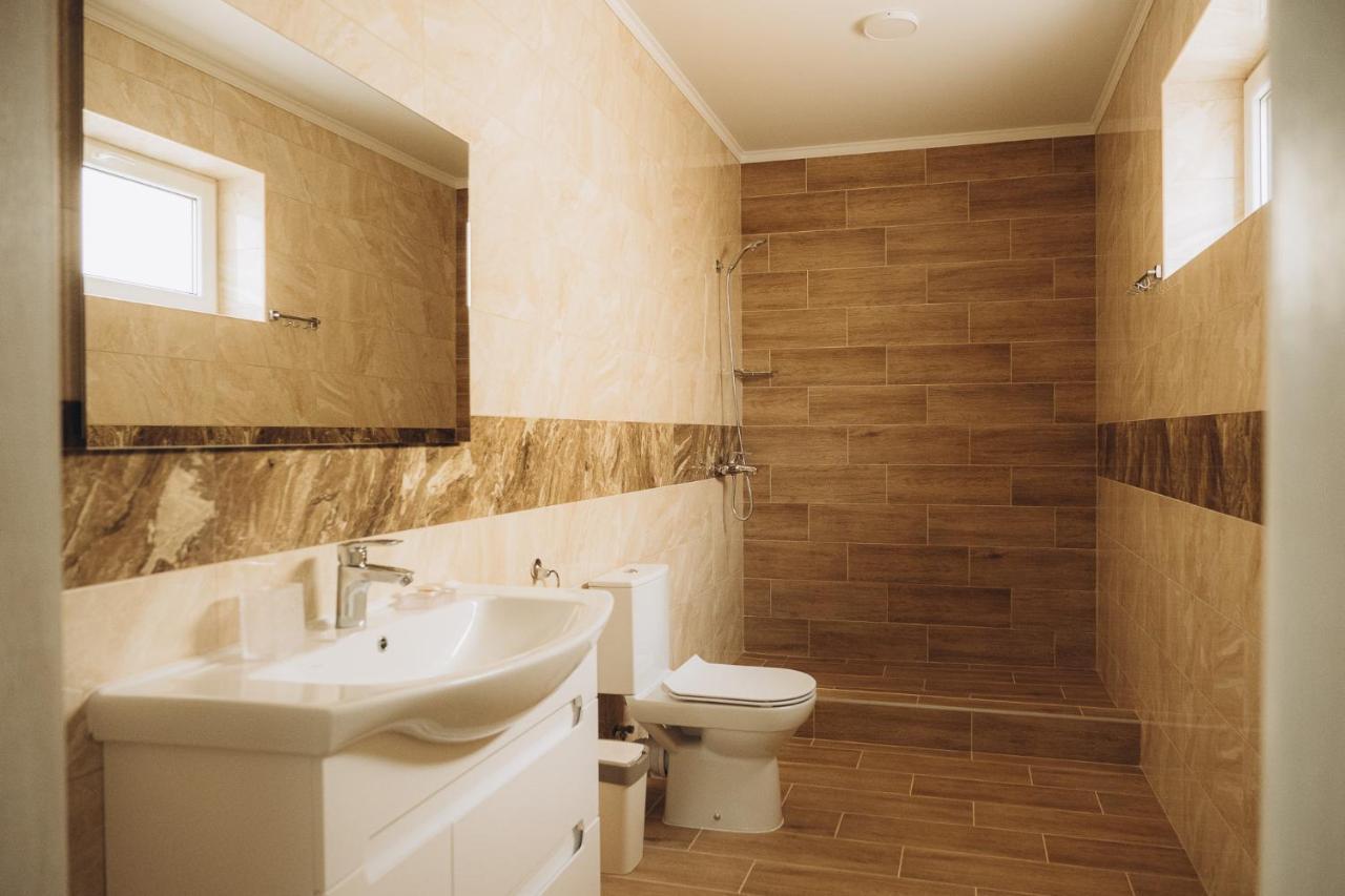 Hotel Три Слона à Zatoka Extérieur photo