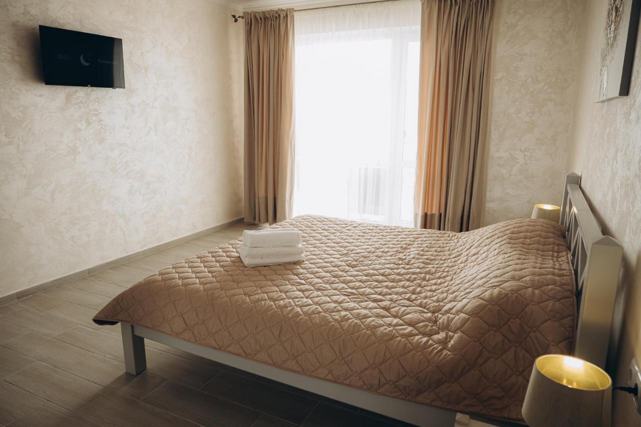 Hotel Три Слона à Zatoka Extérieur photo