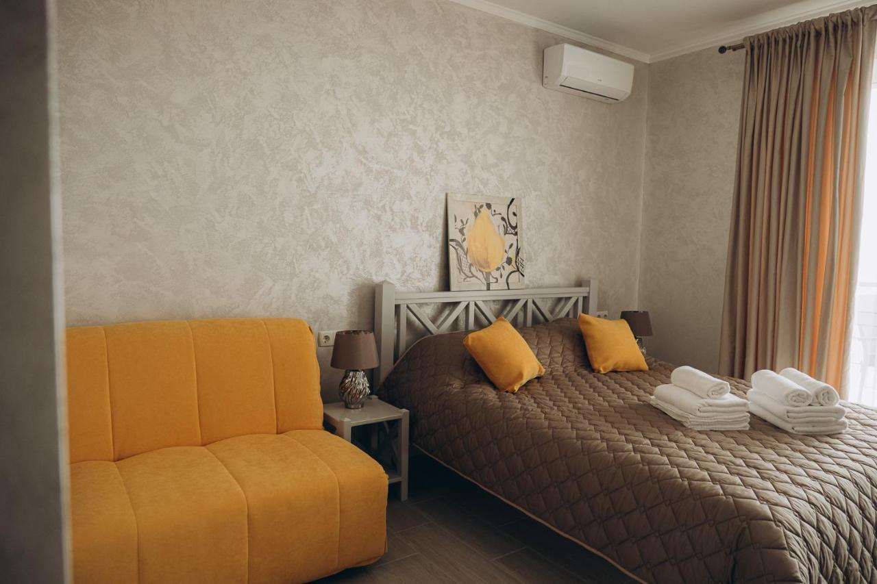 Hotel Три Слона à Zatoka Extérieur photo