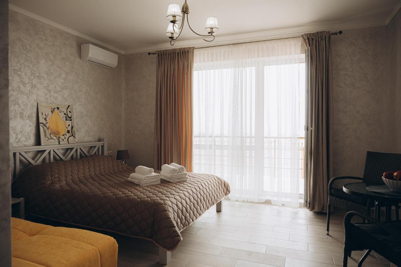 Hotel Три Слона à Zatoka Extérieur photo