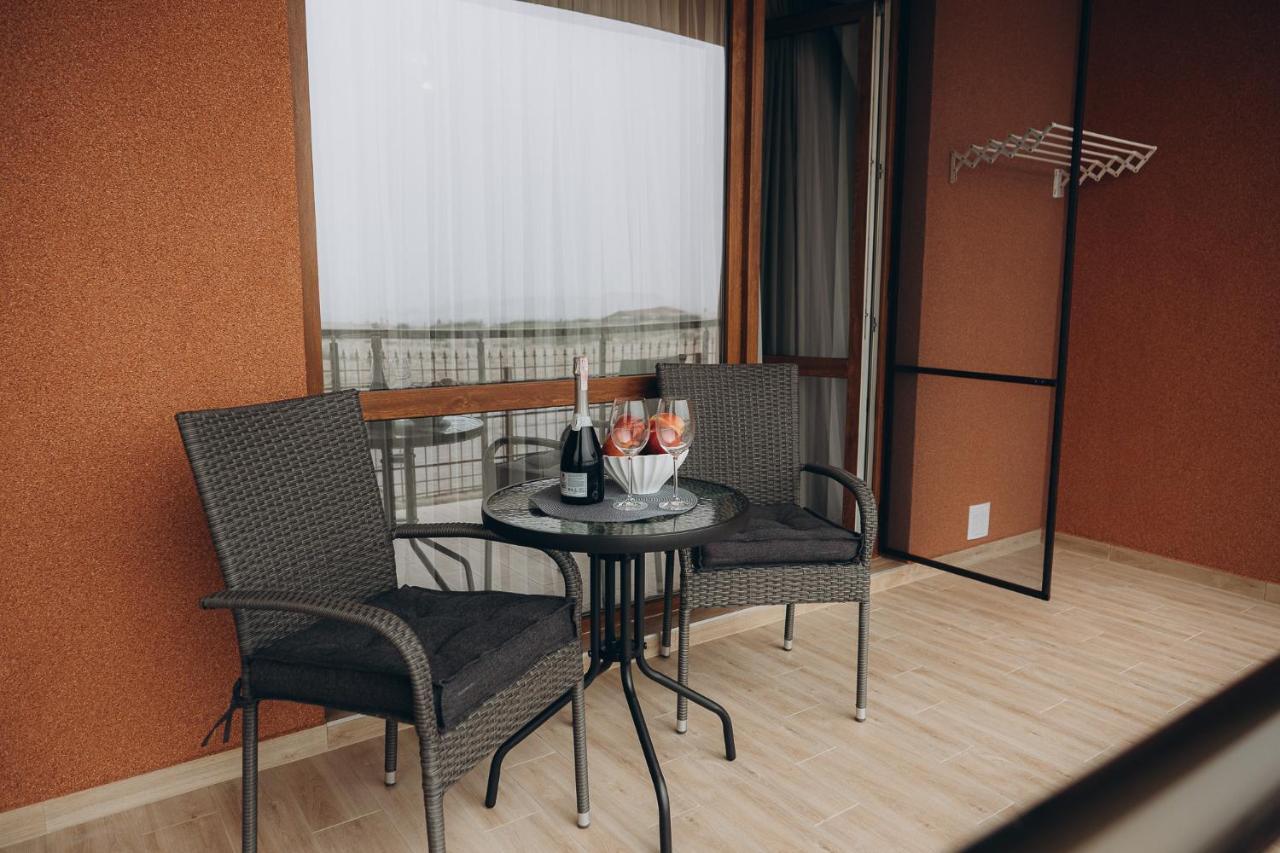 Hotel Три Слона à Zatoka Extérieur photo