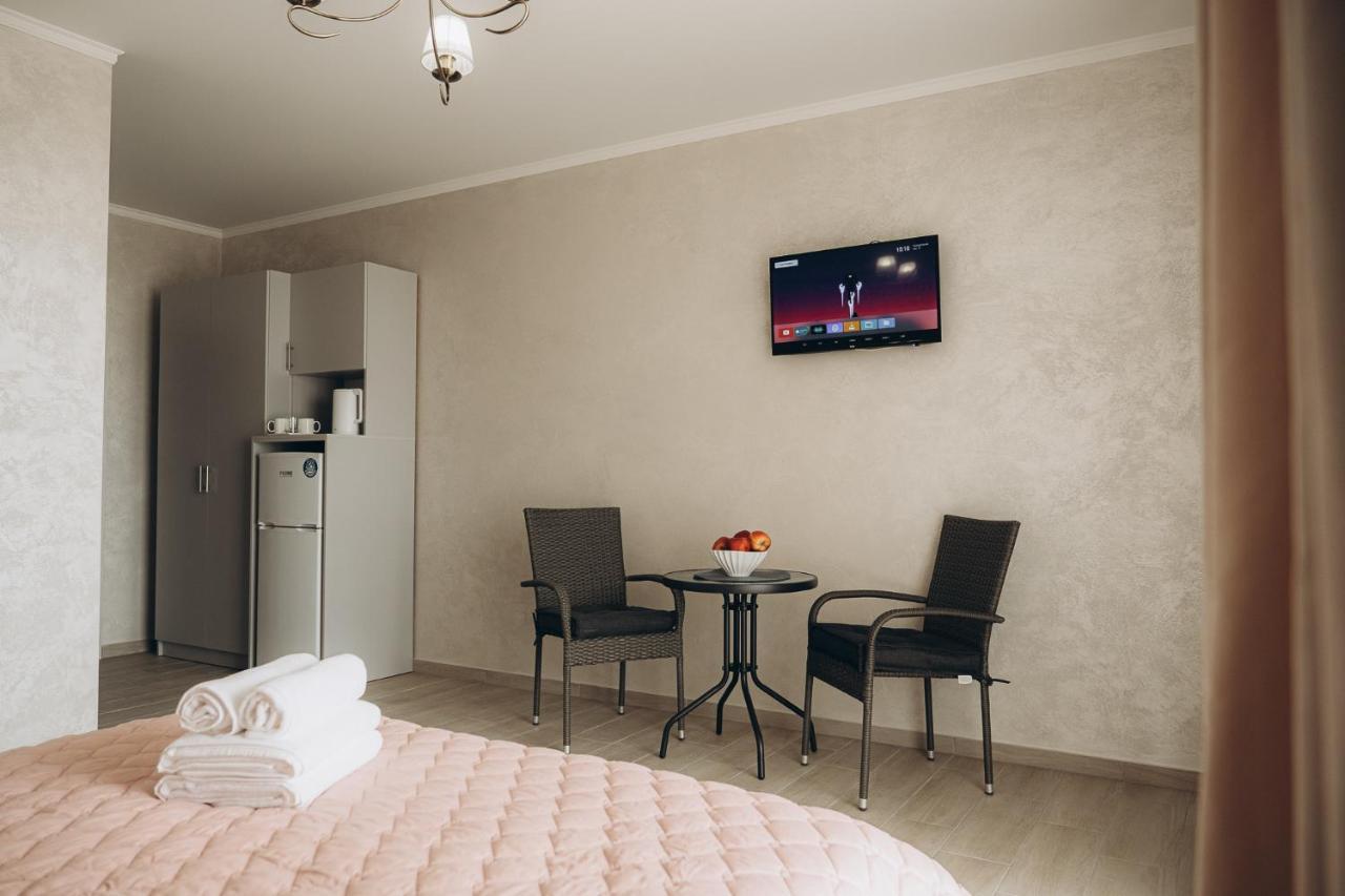 Hotel Три Слона à Zatoka Extérieur photo