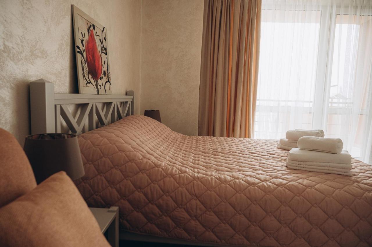 Hotel Три Слона à Zatoka Extérieur photo