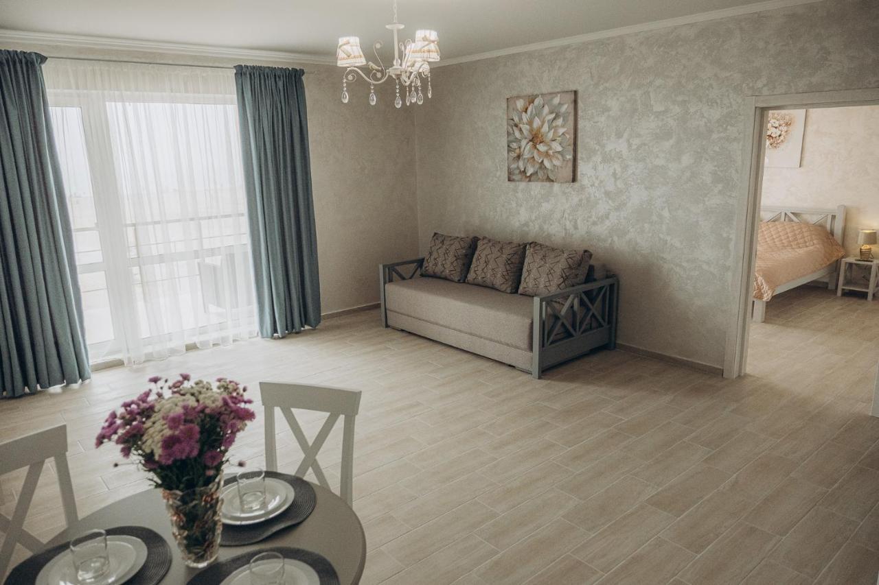 Hotel Три Слона à Zatoka Extérieur photo